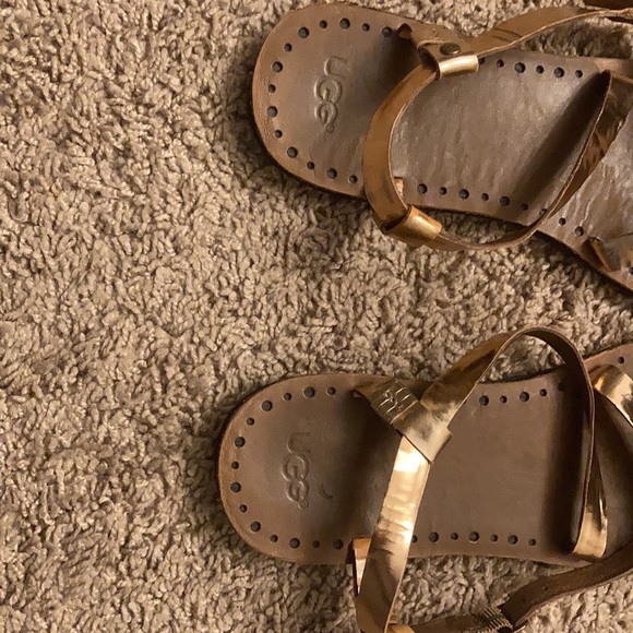 REPOSH this was an accidental purchase but was already shipped. - Picture 5 of 5